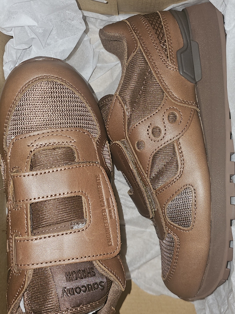 Saucony Men's/Women's (UNISEX) Brown Velcro Athletic Sneakers - Chestnut